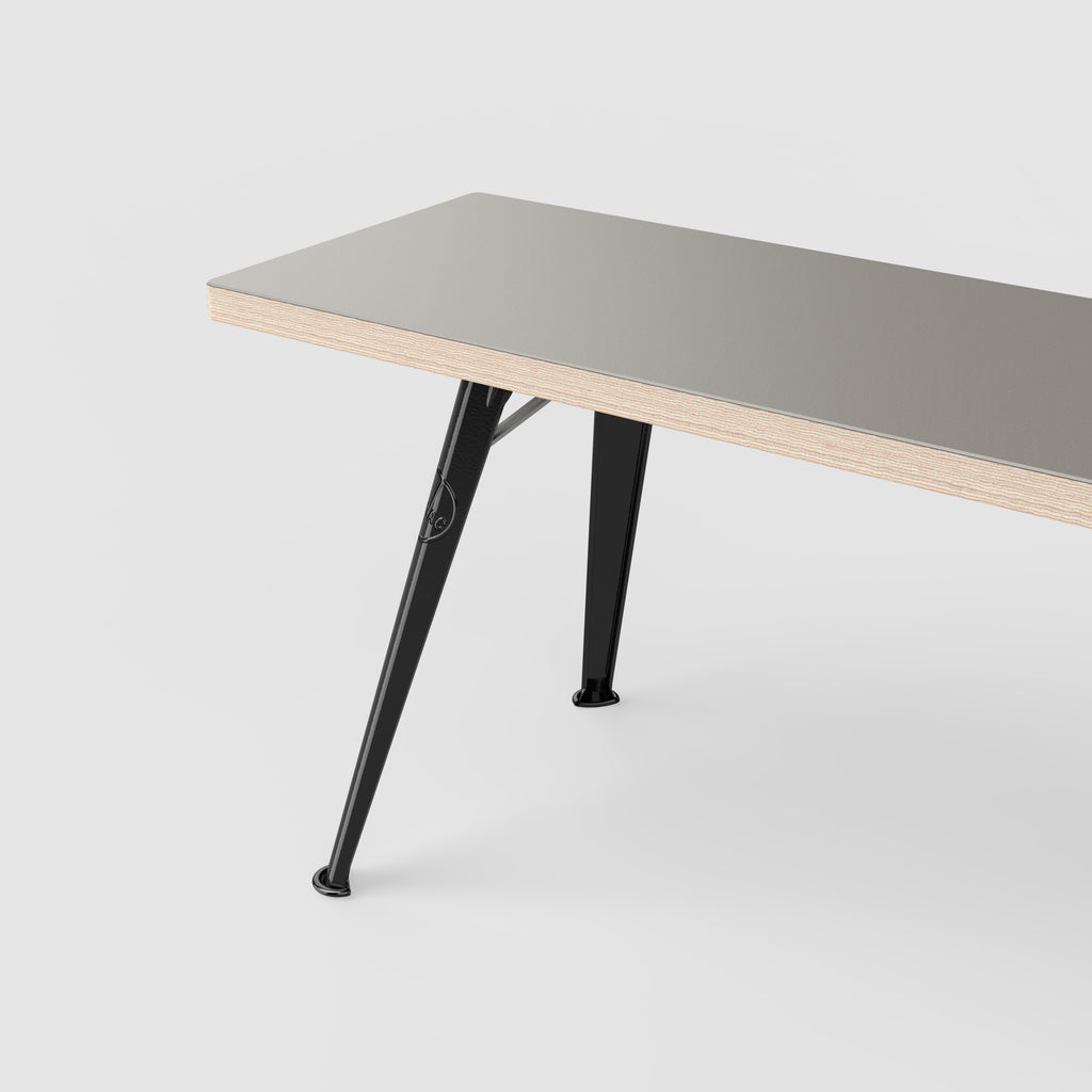 Bench – Model B2