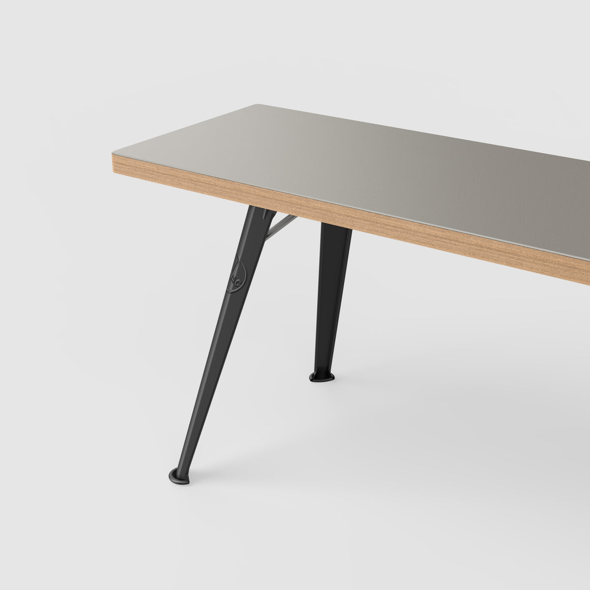 Bench – Model B2